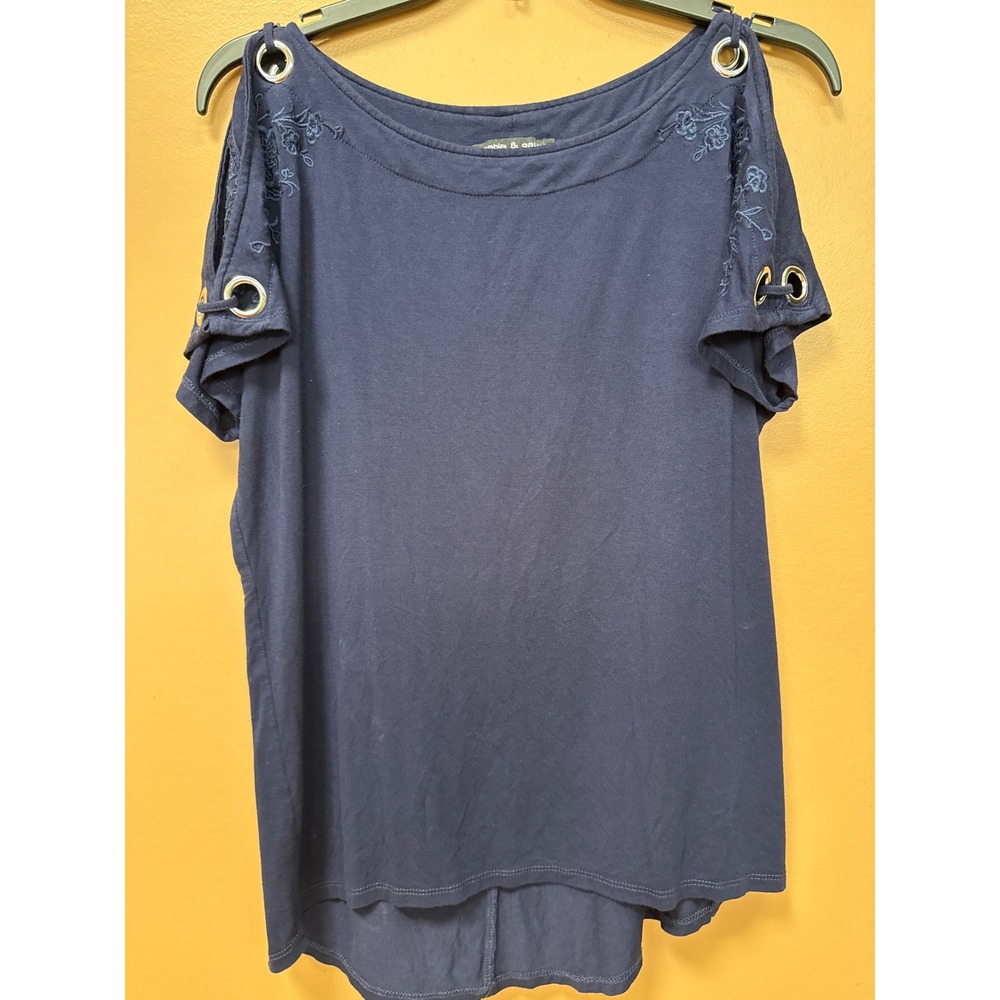 Cable & Gauge Navy Blue Cold Shoulder Floral Embroidered Grommet Top